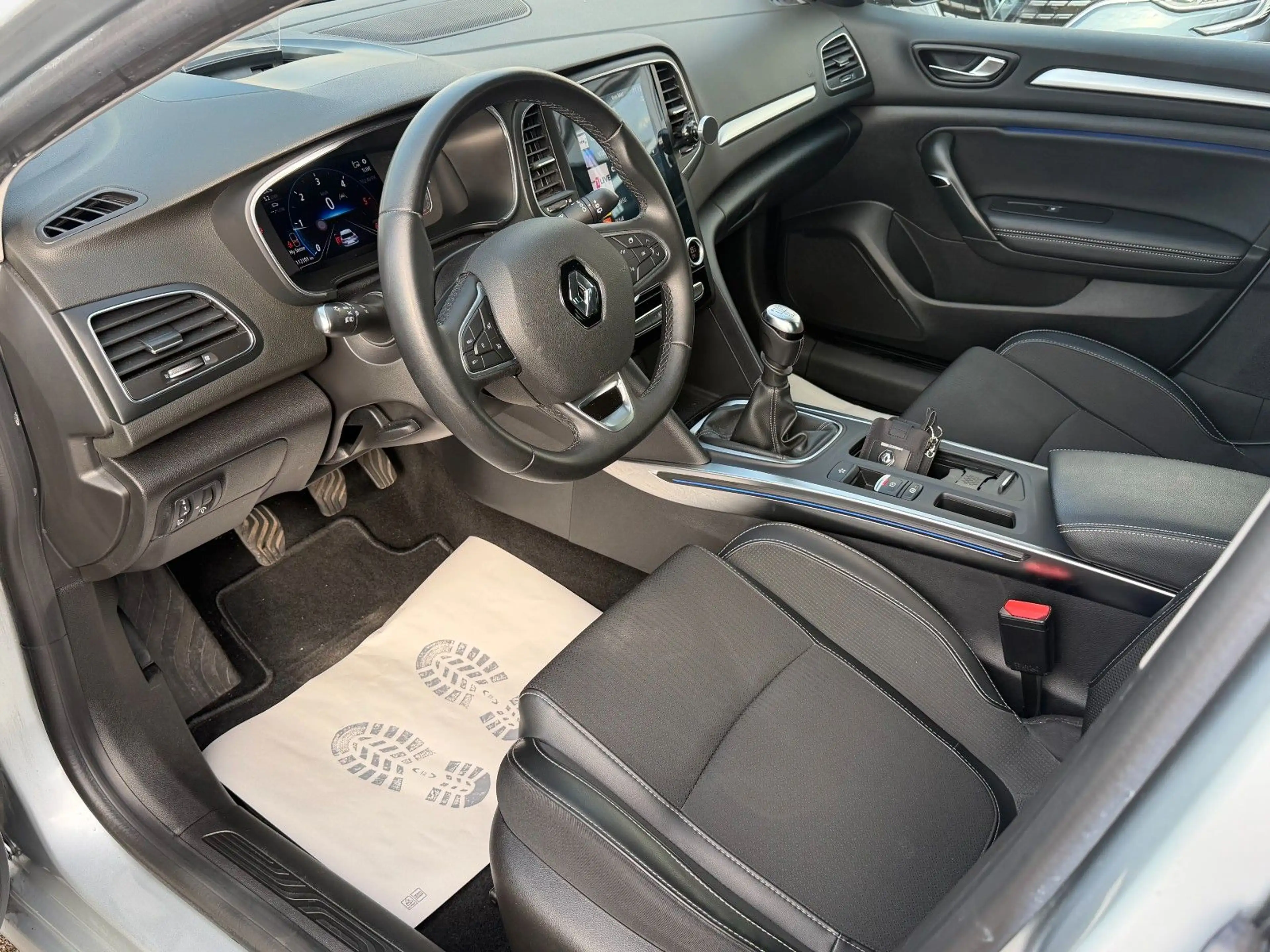 Renault Megane IV Grandtour Intens 1.HAND/KAMERA/KLIMA — photo 10