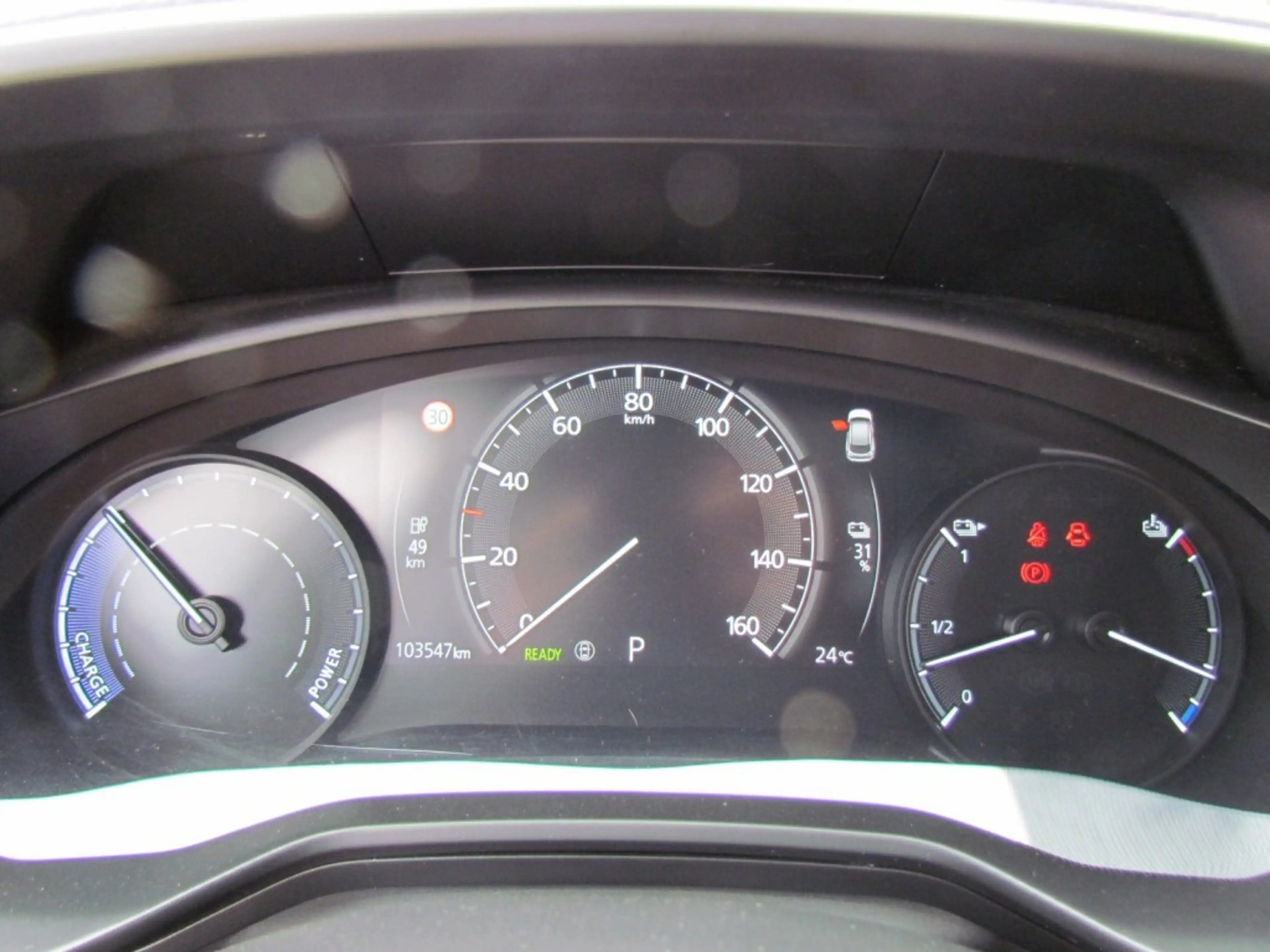 Mazda MX-30 E-Skyactiv 145 36kWh Luxury Sunroof — photo 14