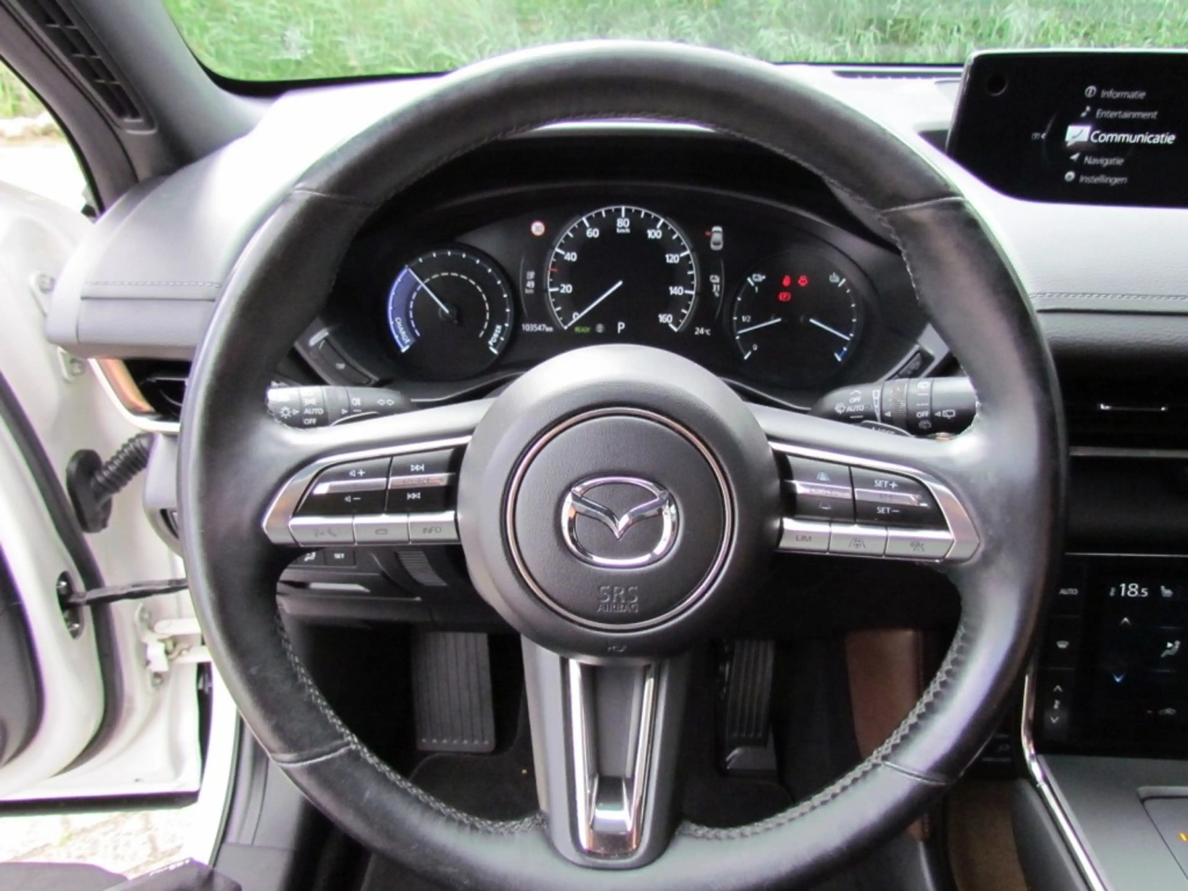 Mazda MX-30 E-Skyactiv 145 36kWh Luxury Sunroof — photo 13