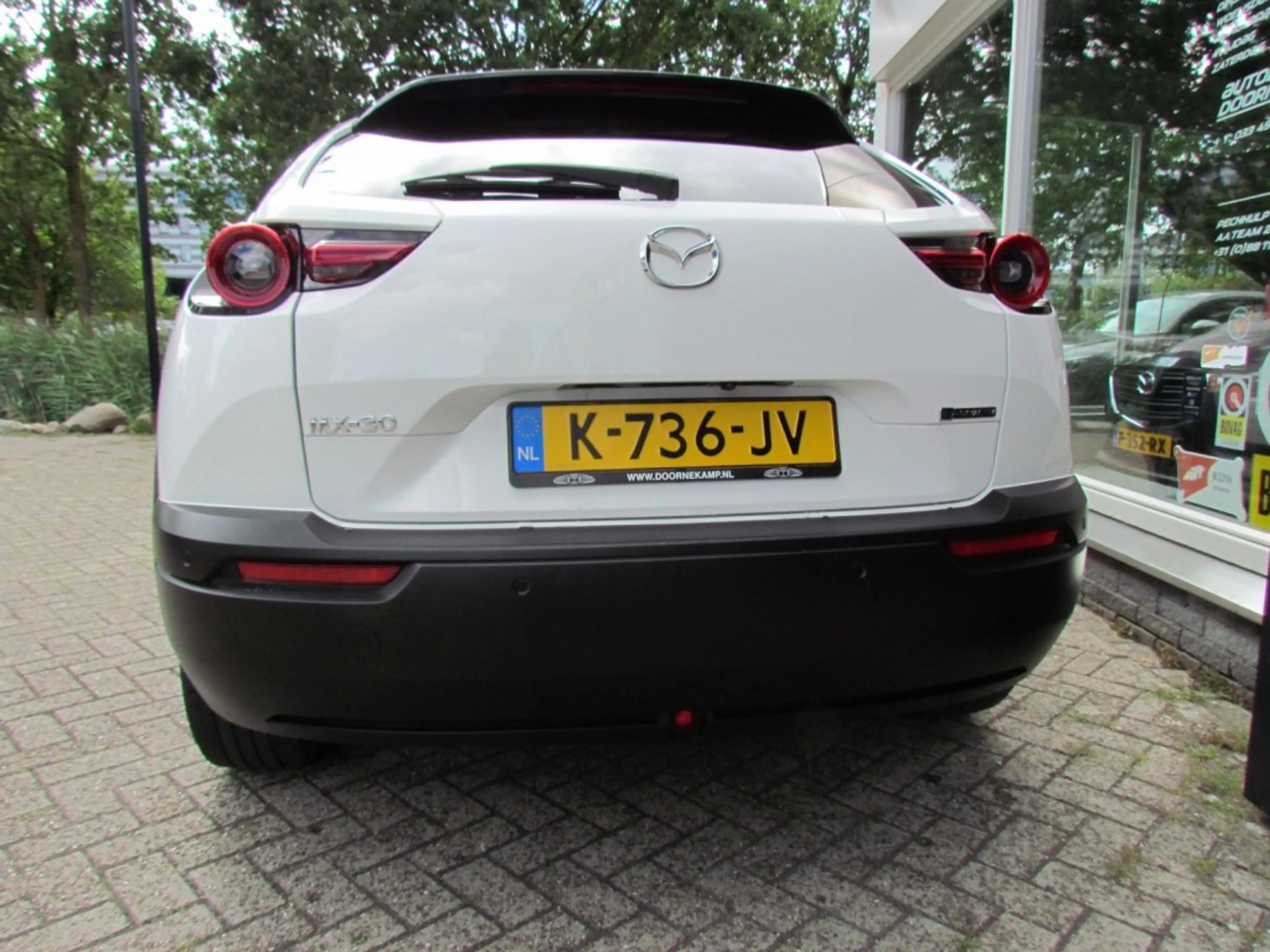 Mazda MX-30 E-Skyactiv 145 36kWh Luxury Sunroof — photo 7