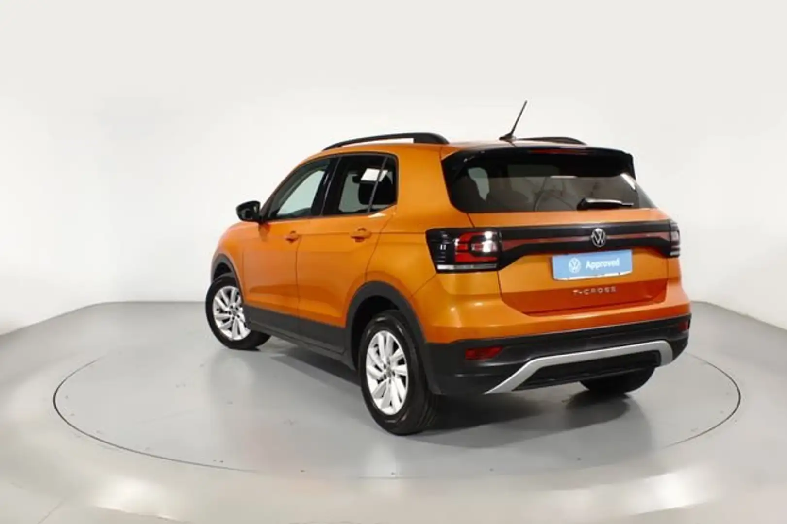 Volkswagen T-Cross 1.0 TSI Advance 81kW Naranja - 2
