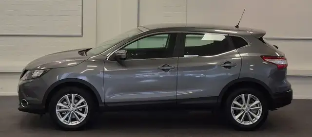 Nissan Qashqai view 3