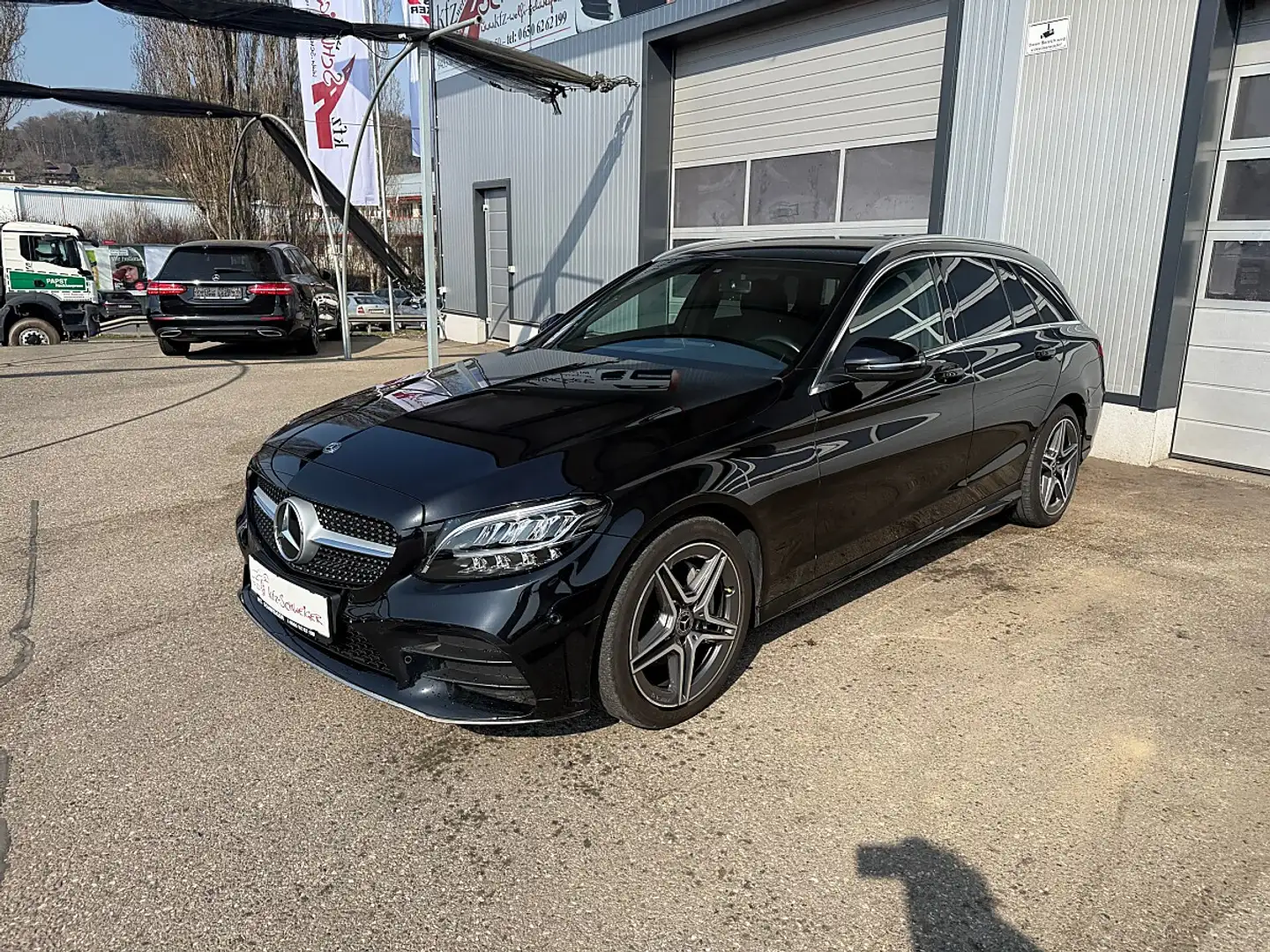 Mercedes-Benz C 200 d T Schwarz - 2