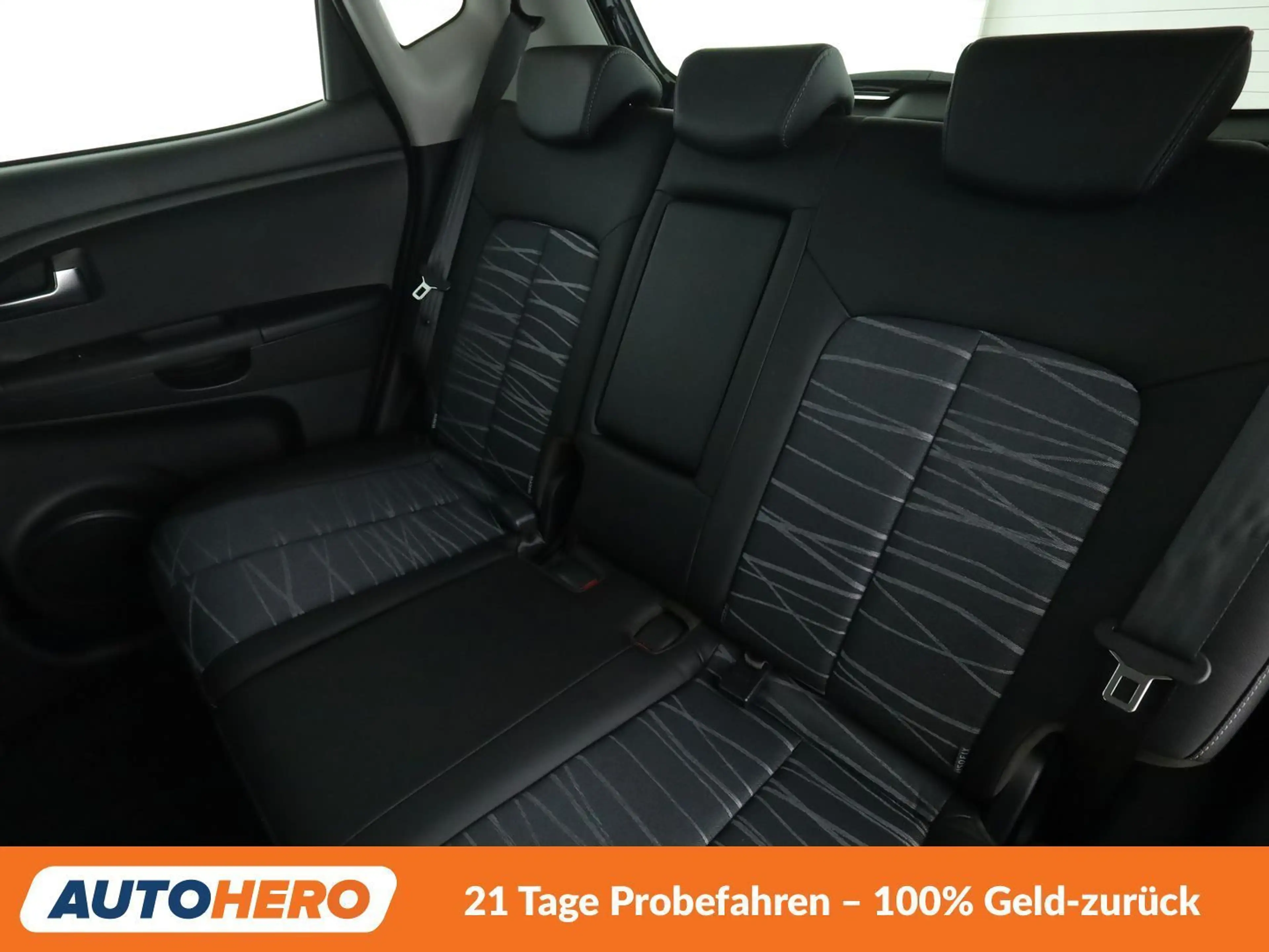 Kia Venga 1.6 Dream Team Aut.*NAVI*CAM*PDC*SHZ*ALU* — photo 14