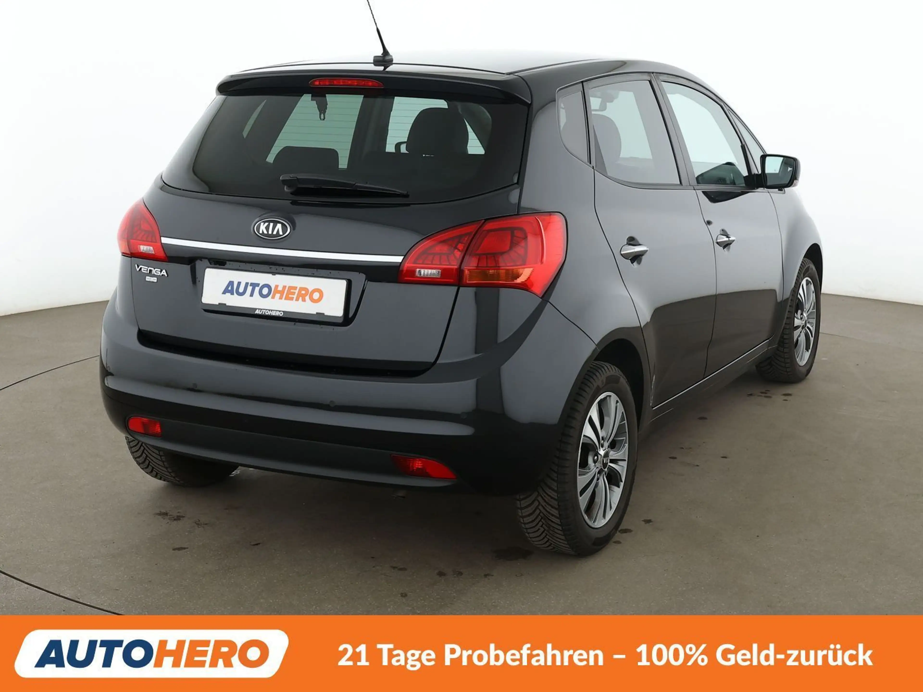 Kia Venga 1.6 Dream Team Aut.*NAVI*CAM*PDC*SHZ*ALU* — photo 6