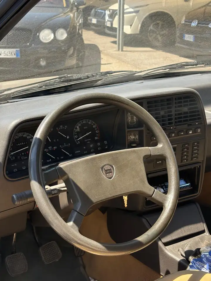 Lancia Thema 2.0t ie, foto 8