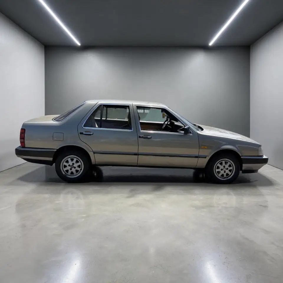 Lancia Thema 2.0t ie, foto 6