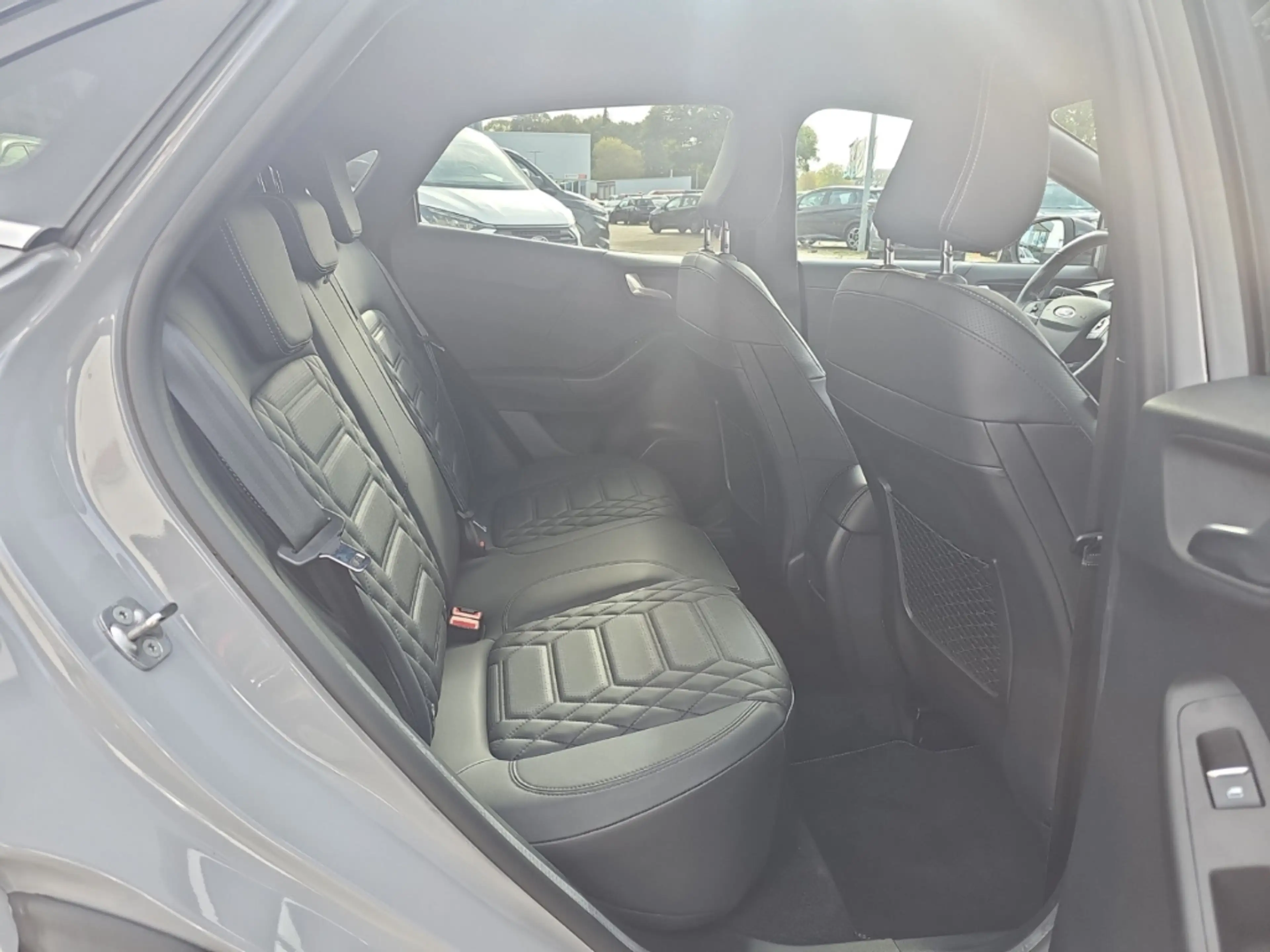 Ford Puma ST-Line Vignale 1.0 EcoBoost Mild Hybrid EU6d Spor — photo 10