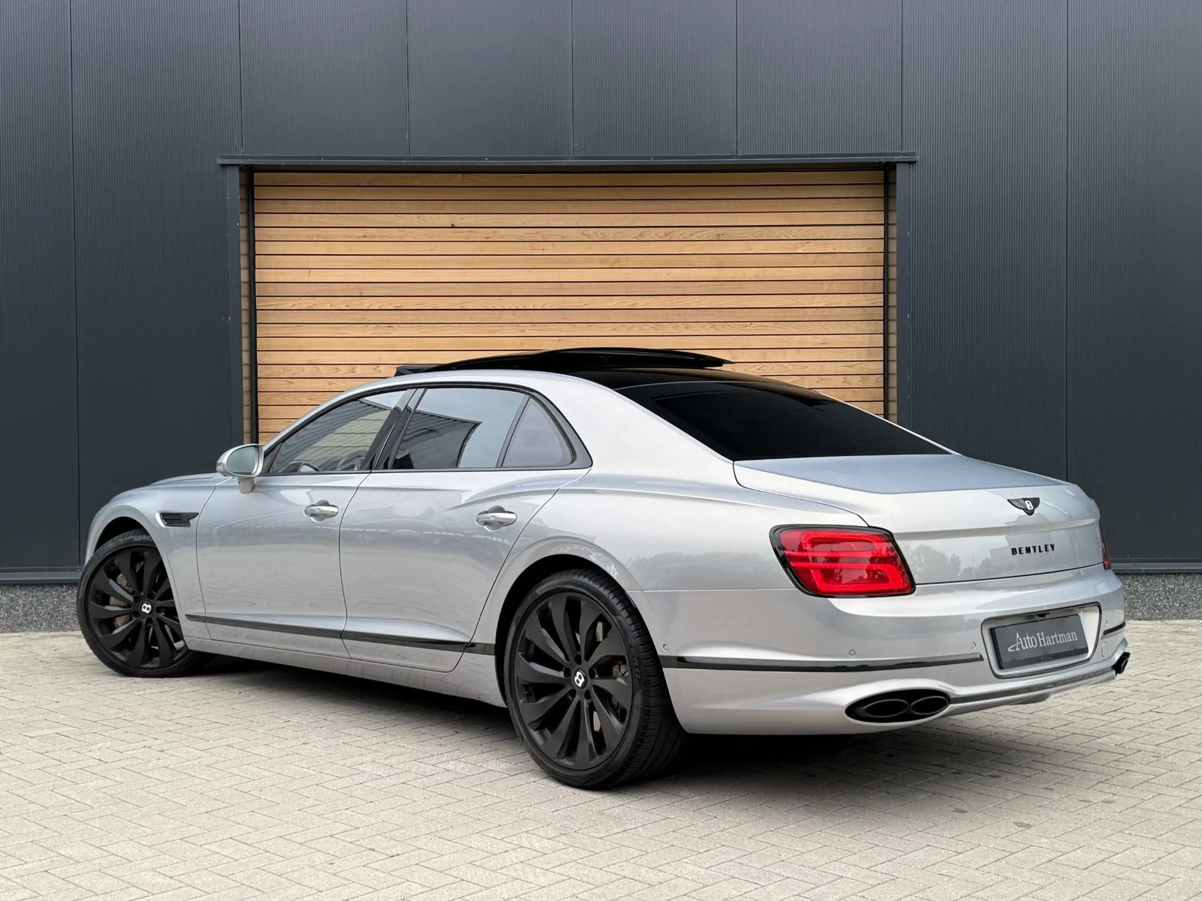 Bentley Flying Spur 4.0 V8 First Edition 4W-Besturing | Massage & Stoe — photo 3