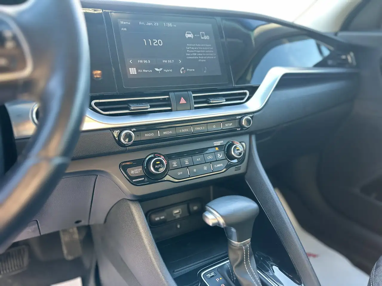 Kia Niro снимка Kia Niro