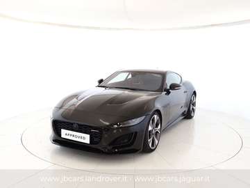 2.0 P300CV RWD AUTO R-Dynamic