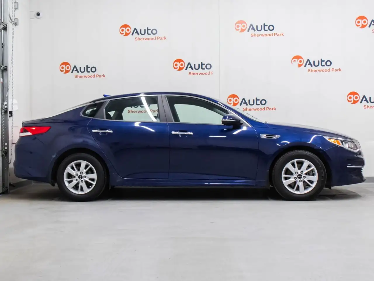 Kia Optima снимка Kia Optima