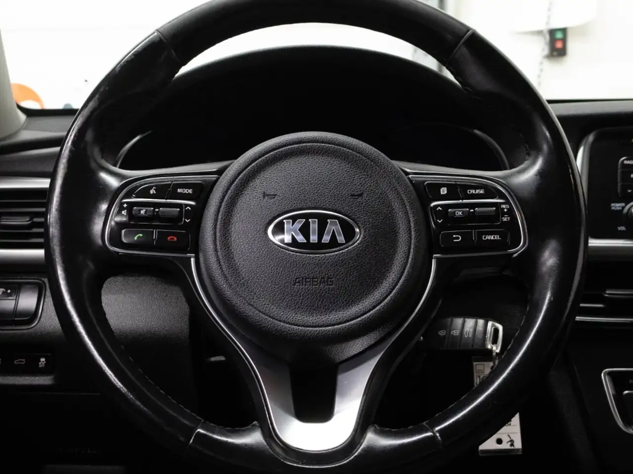 Kia Optima снимка Kia Optima