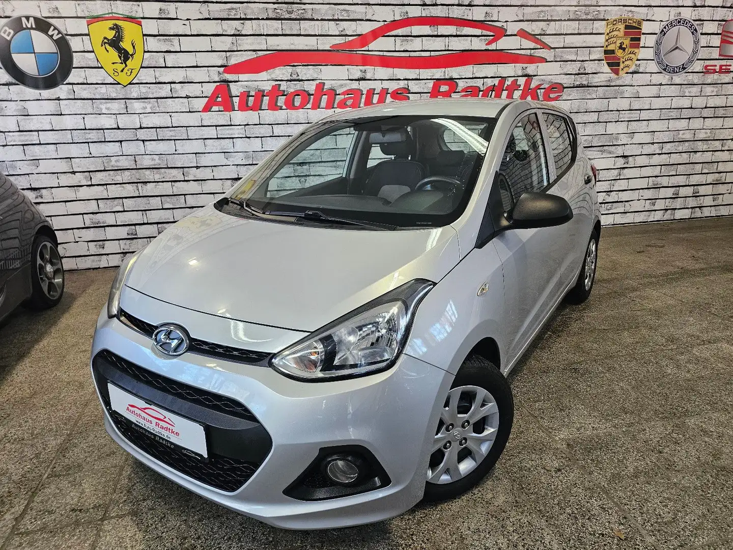 Hyundai i10 Classic *Klima*Tüv & Service NEU* Stříbrná - 1