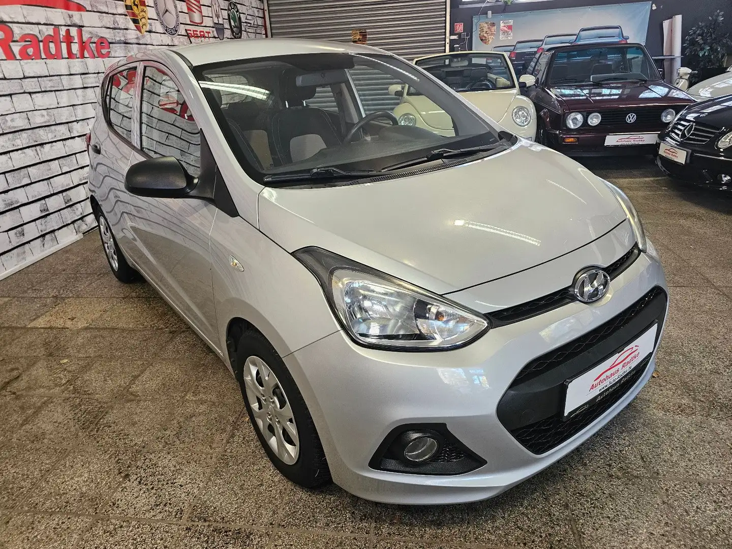 Hyundai i10 Classic *Klima*Tüv & Service NEU* Stříbrná - 2