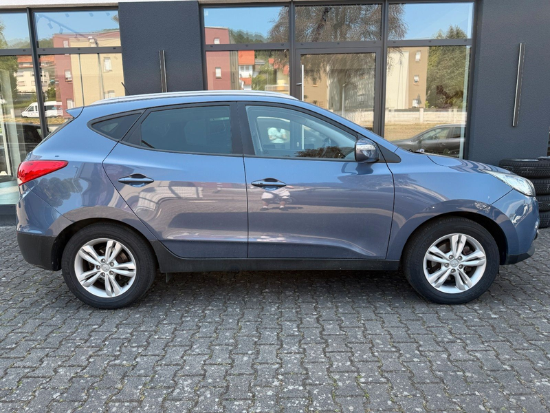 Hyundai iX35 4WD Star Edition AHK Kamera Navi — photo 8