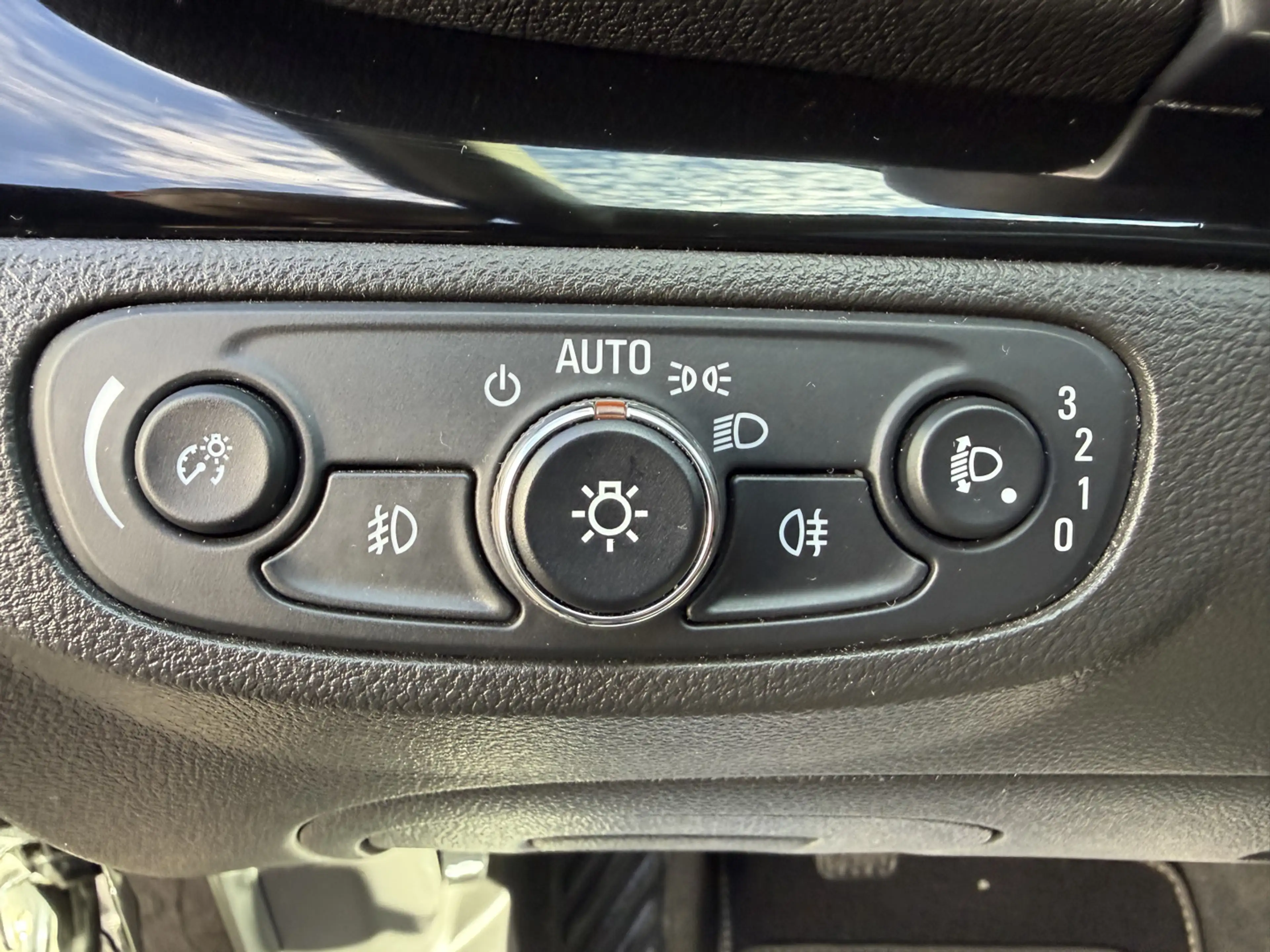 Opel Mokka X Active Start/Stop — photo 14