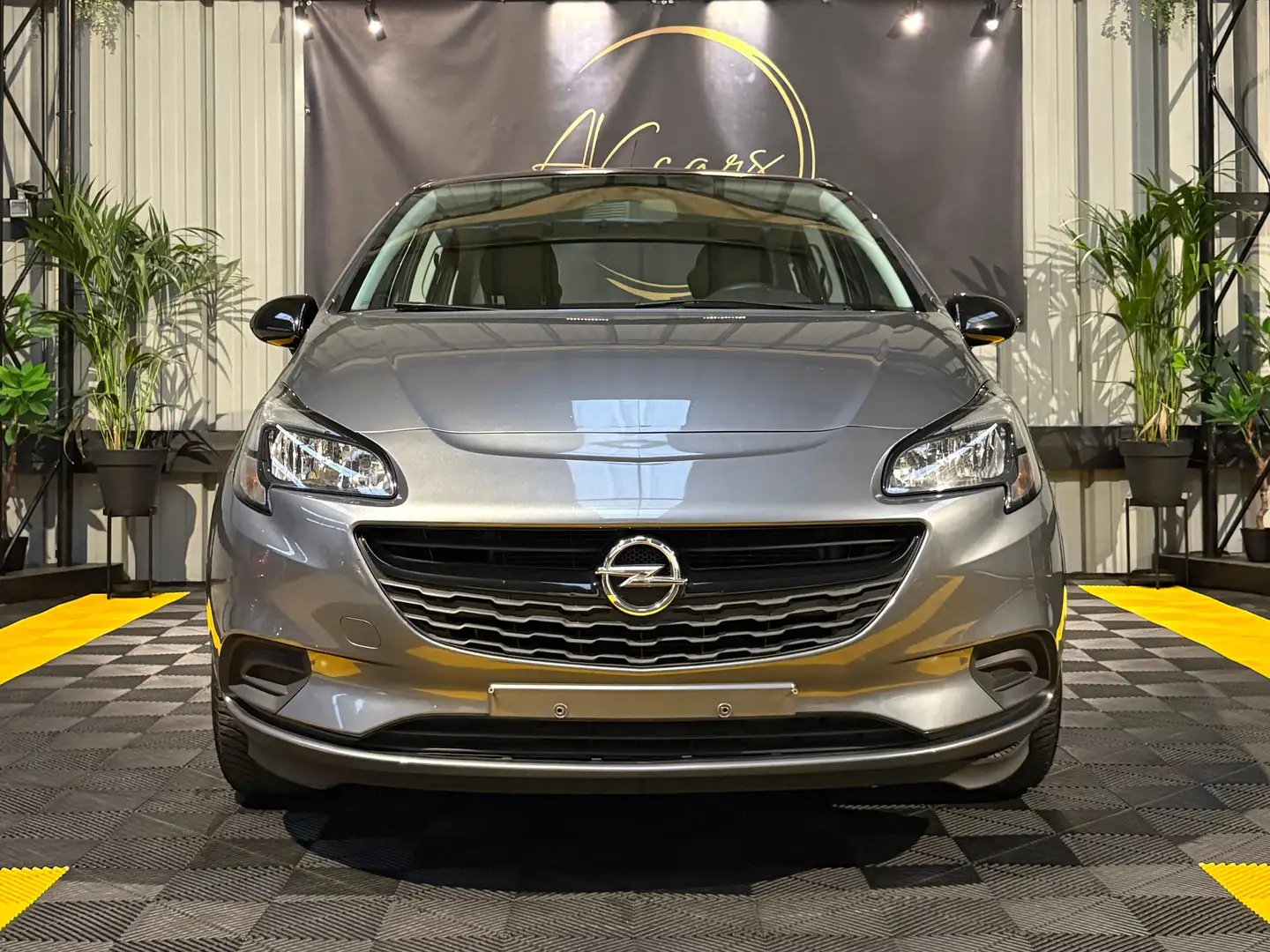 Opel Corsa 1.2i Black Edition (EU6.2) siva - 2