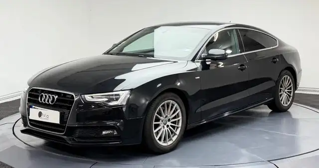 Audi A5 main image