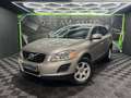 Volvo XC60 D3 136CH MOMENTUM Grau - thumbnail 1