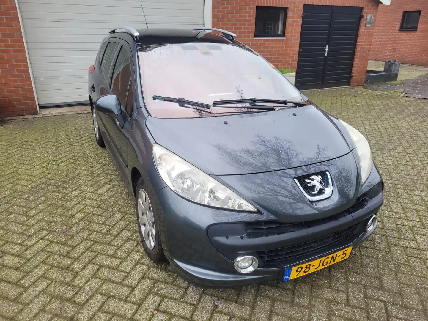 Peugeot 207 SW 1.4 VTi XS Pano | CruiseControl Grau - 2