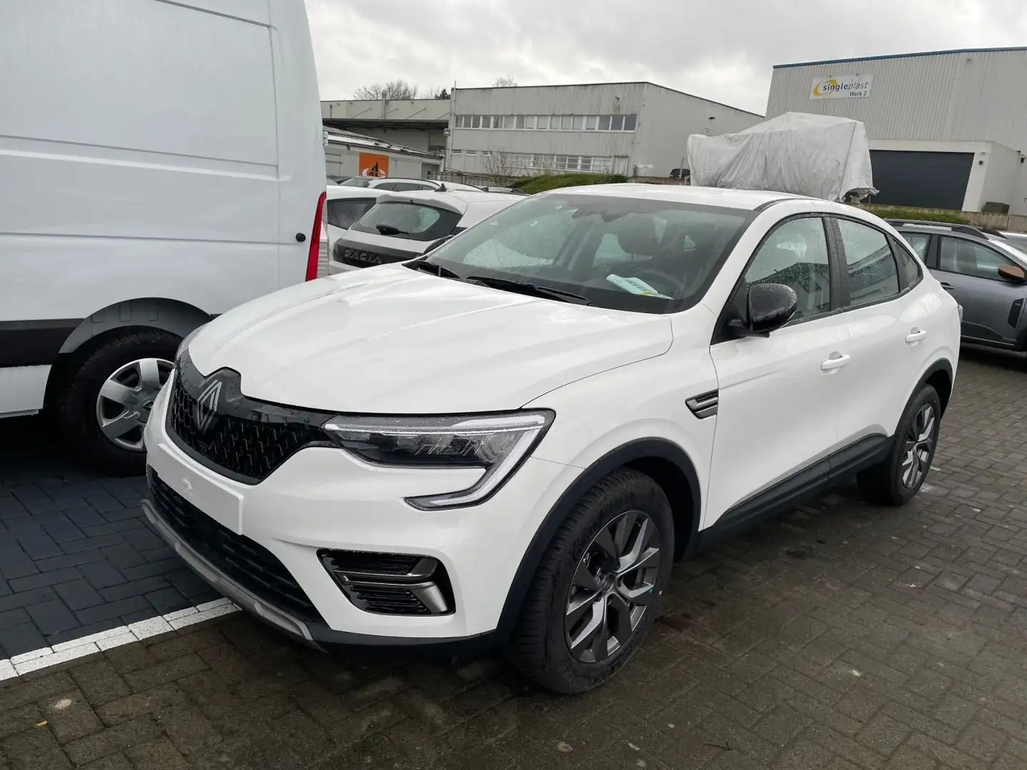 Renault Arkana Evolution TCe140 Automatik BlackDeal Weiß - 2