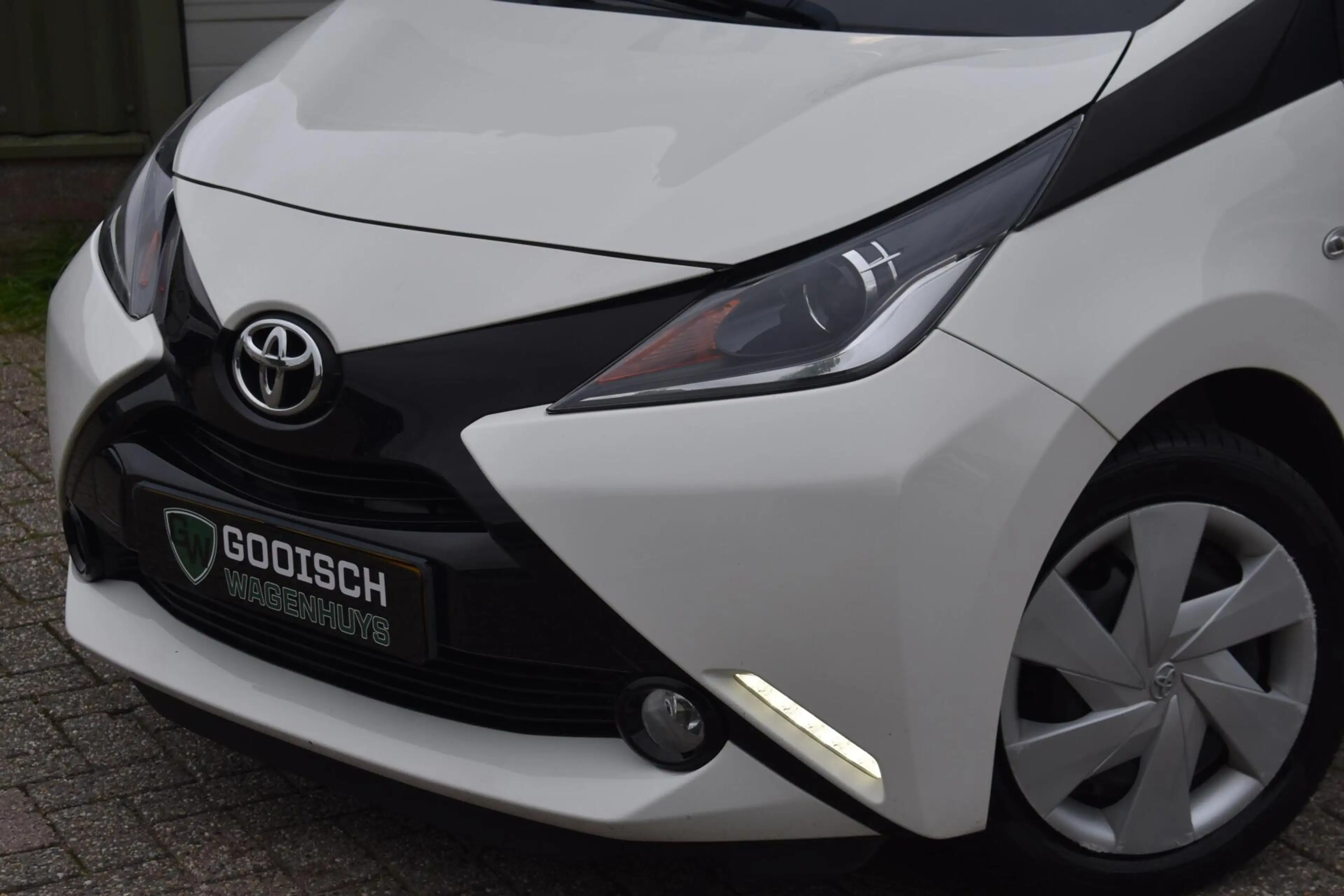 Toyota Aygo 1.0 VVT-i x-play AUT. | Camera | Airco | Origineel — photo 22