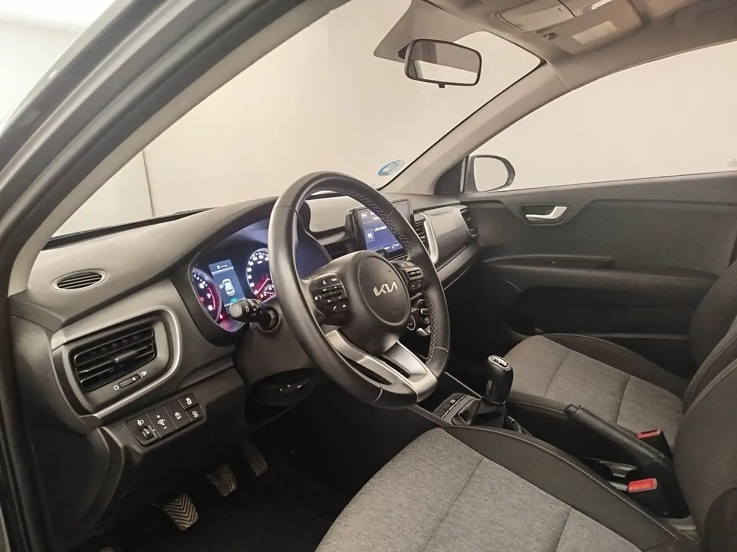 Kia Stonic 1.0 T-GDi MHEV Concept 100 Gris - 2