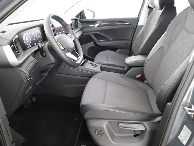 Volkswagen Tayron view 8