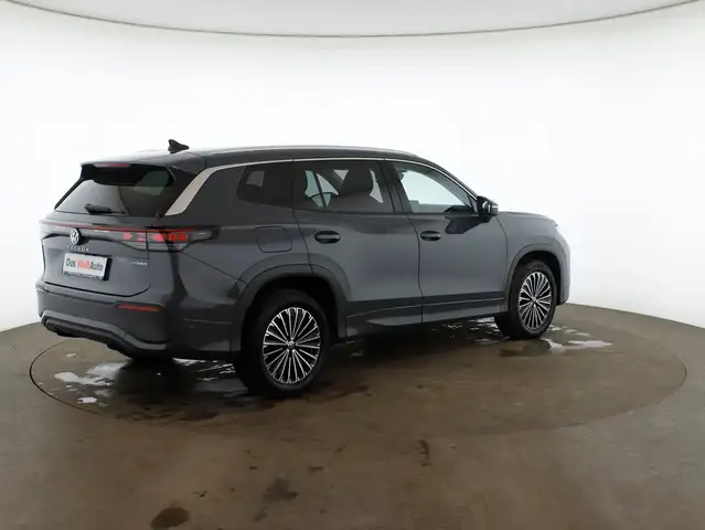 Volkswagen Tayron view 4
