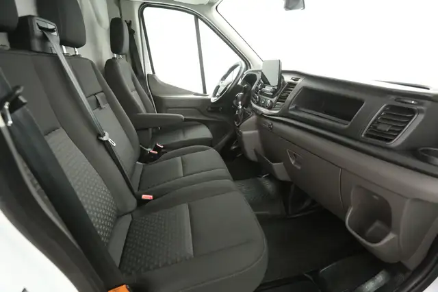 Ford Transit view 22