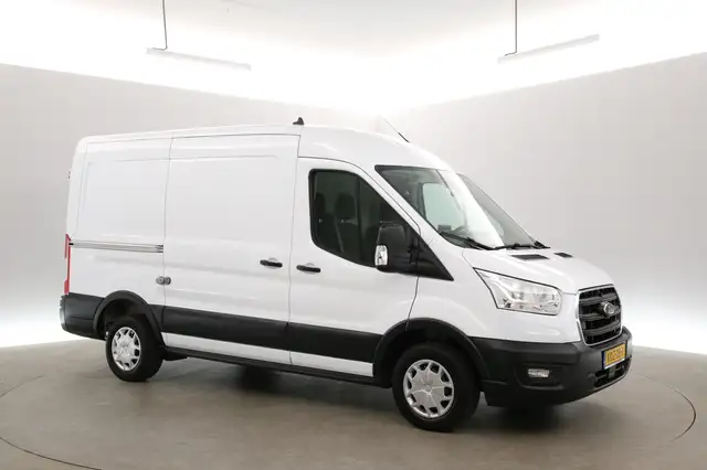 Ford Transit view 6
