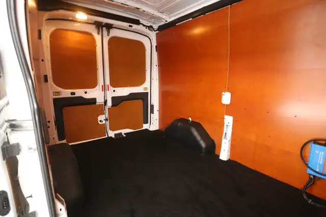 Ford Transit view 23