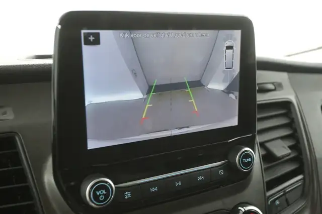 Ford Transit view 12