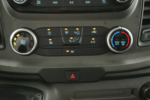 Ford Transit view 16