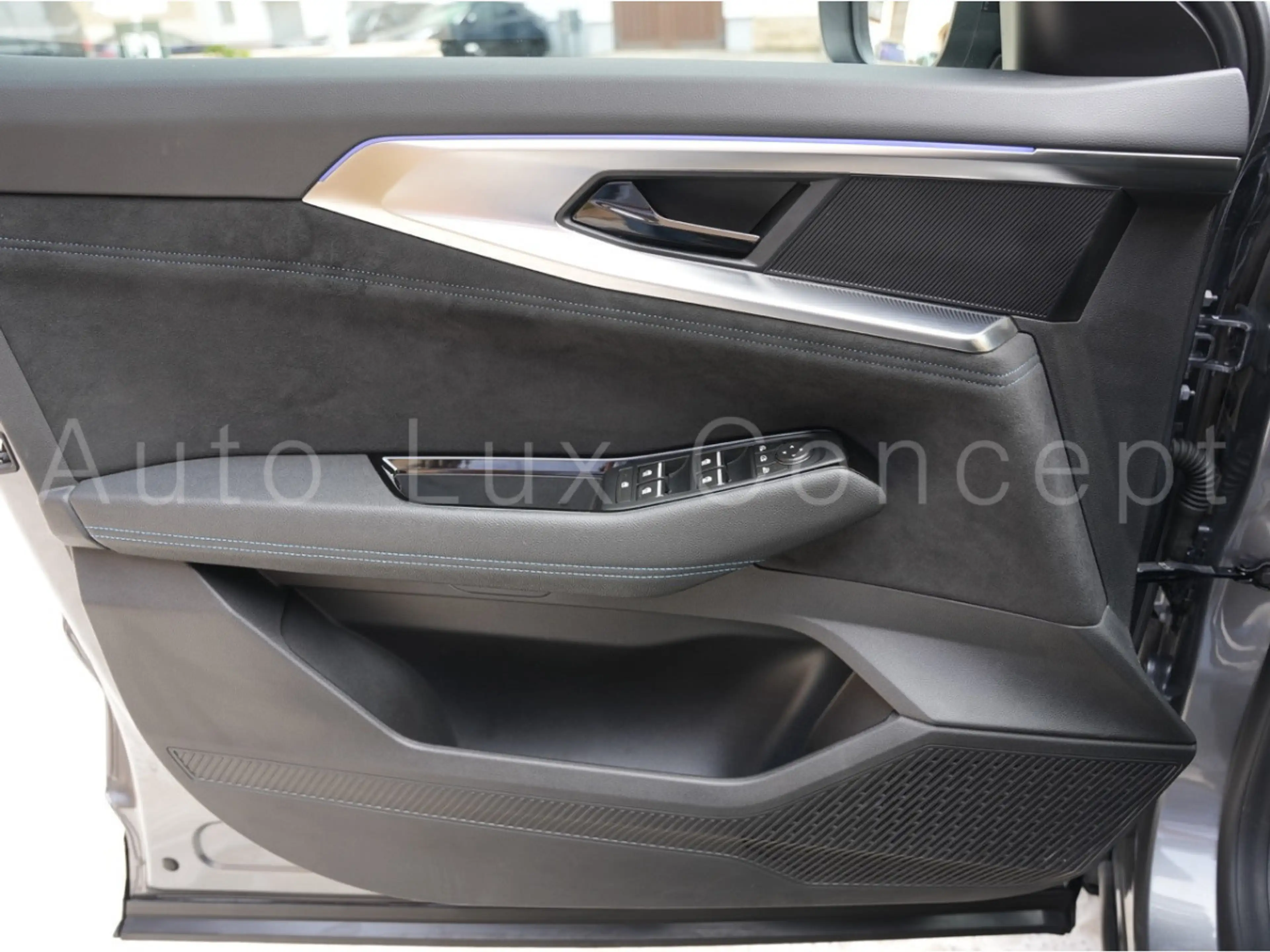 Renault Espace E-Tech Full Hybrid 200 Esprit Alpine 7-Sitzer — photo 15