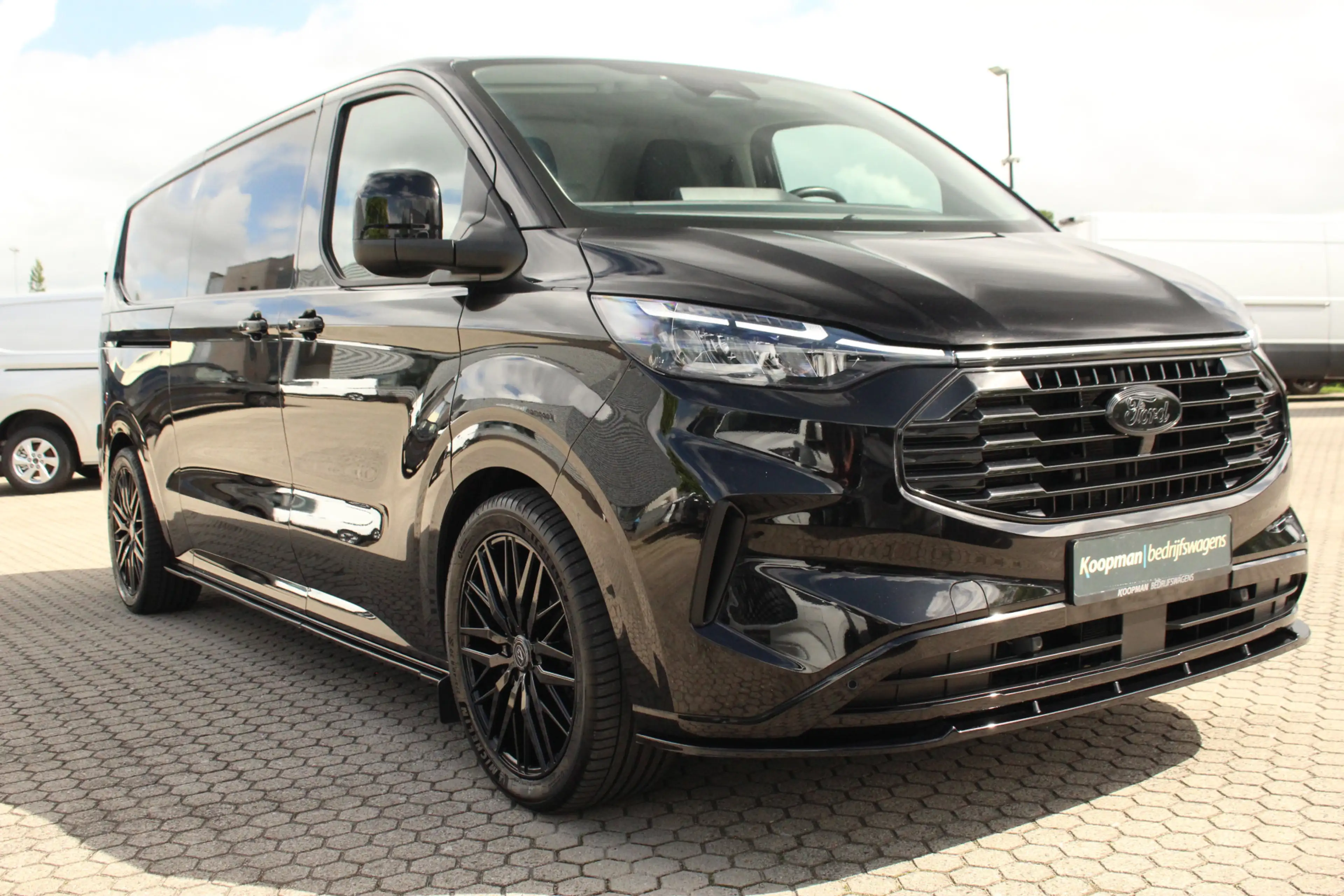 Ford Transit Custom 300 2.0TDCI 170pk L2H1 Limited | Automaat | Driver — photo 4