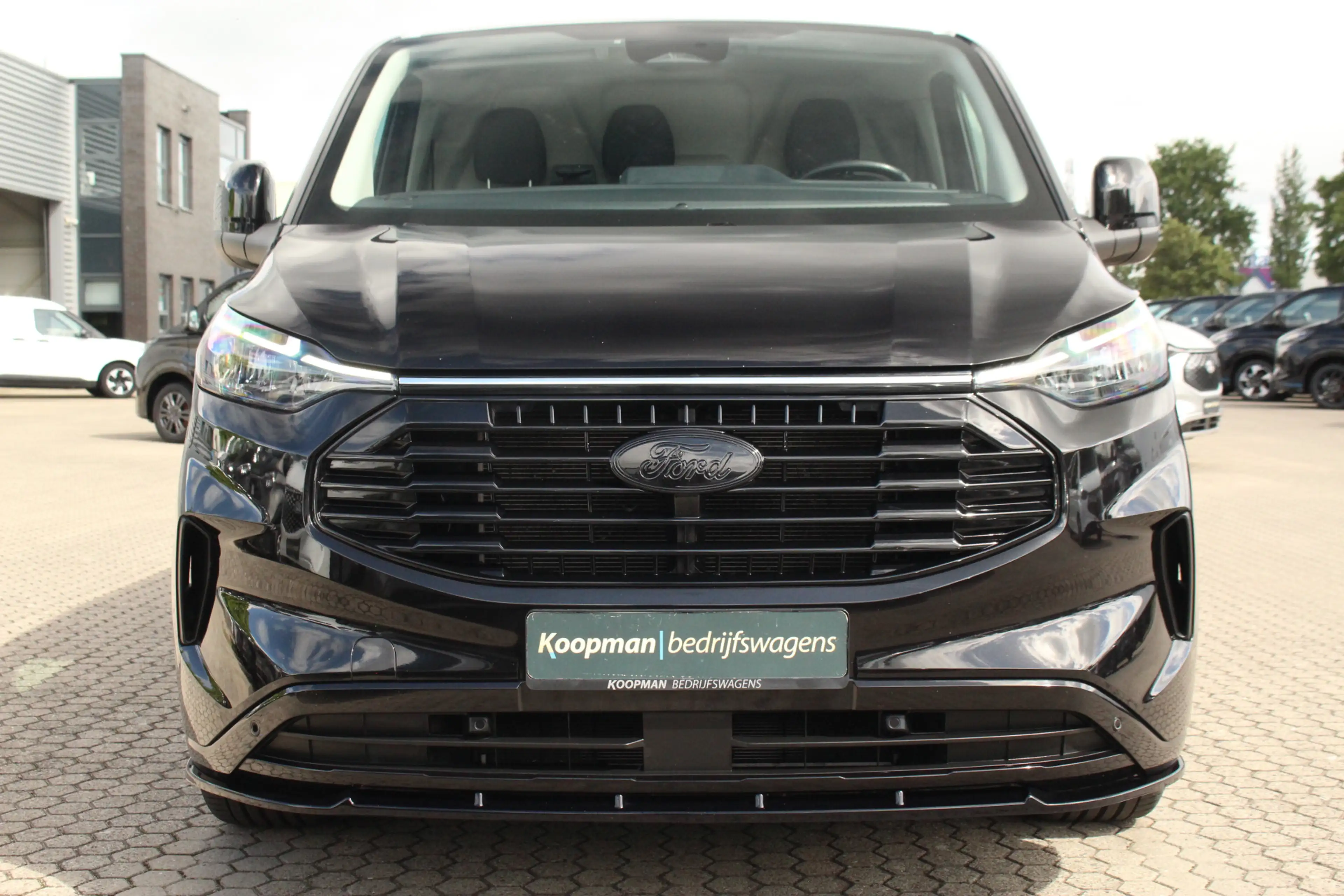 Ford Transit Custom 300 2.0TDCI 170pk L2H1 Limited | Automaat | Driver — photo 3