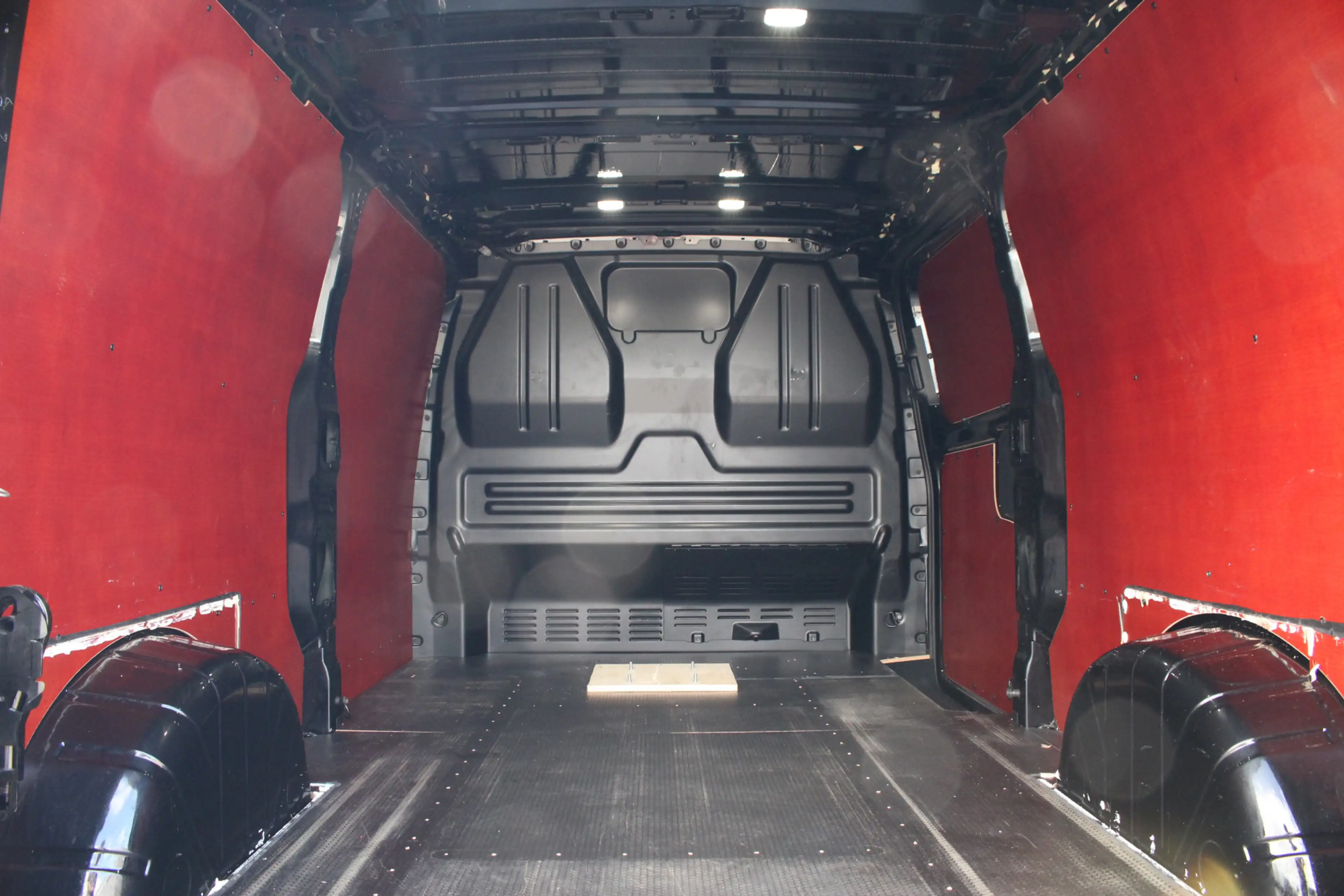 Ford Transit Custom 300 2.0TDCI 170pk L2H1 Limited | Automaat | Driver — photo 9