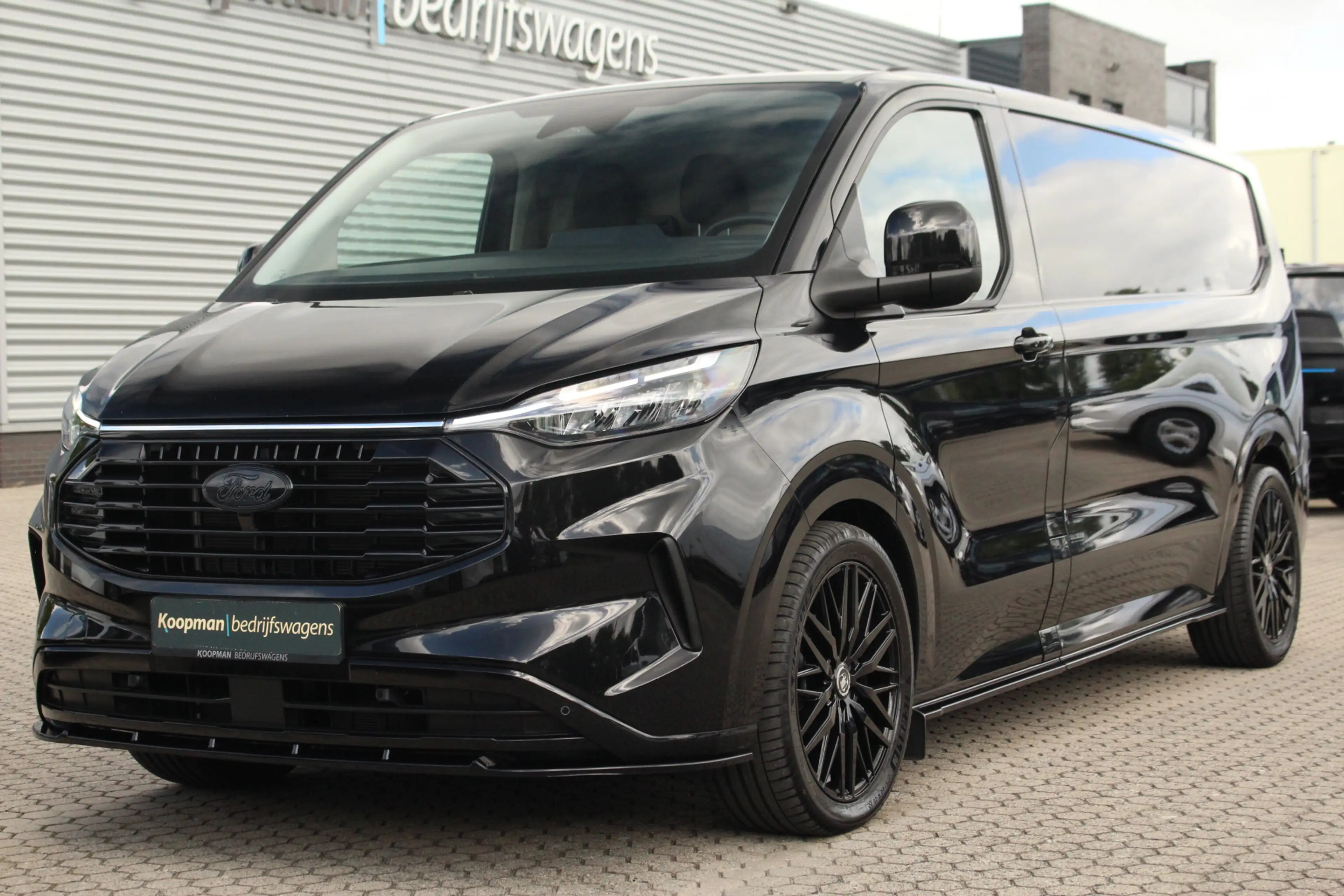 Ford Transit Custom 300 2.0TDCI 170pk L2H1 Limited | Automaat | Driver — photo 2