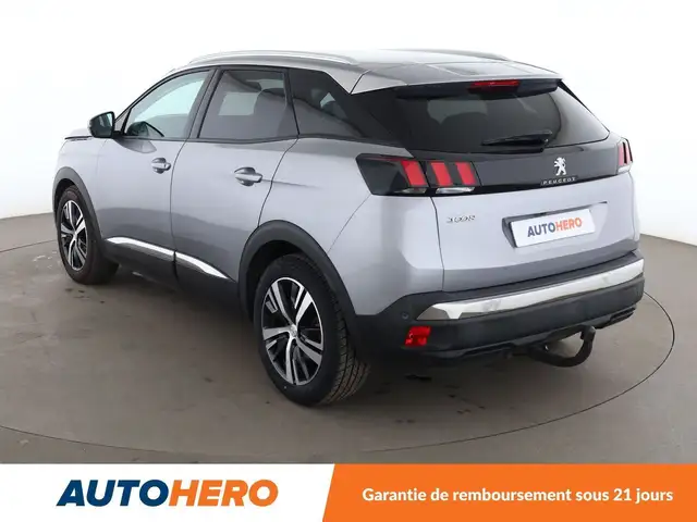 Peugeot 3008 view 4