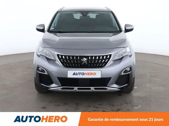 Peugeot 3008 view 9