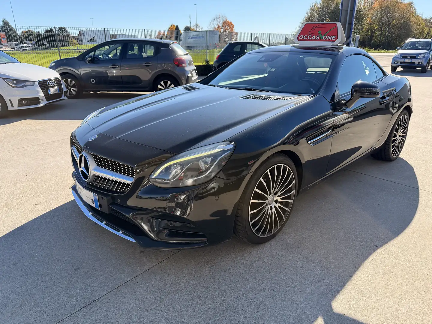 Mercedes-Benz SLC 200 2016 Premium auto 184CV Fekete - 1