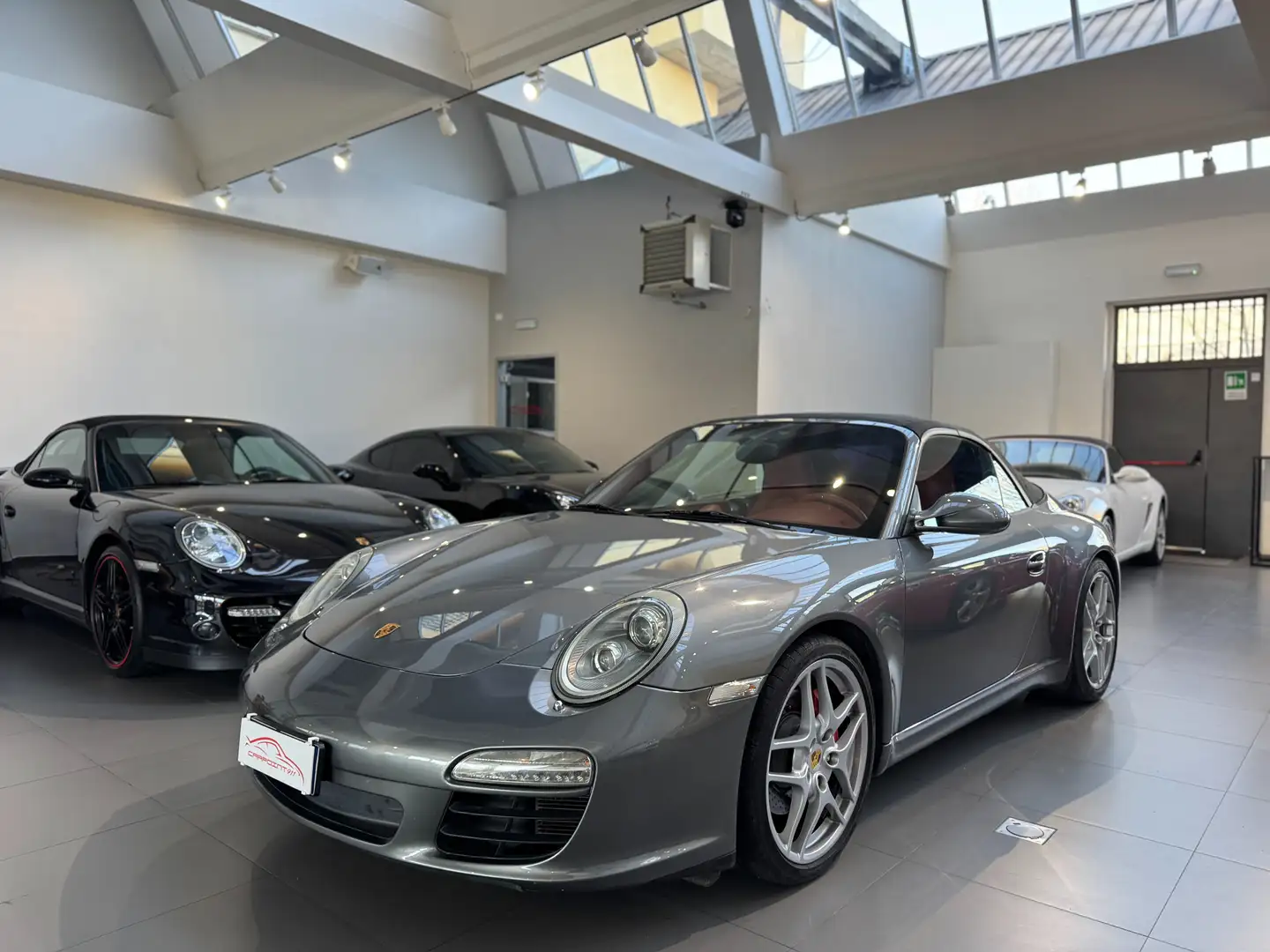 Porsche 997 911 Cabrio 3.8 Carrera S MK2 Gris - 1