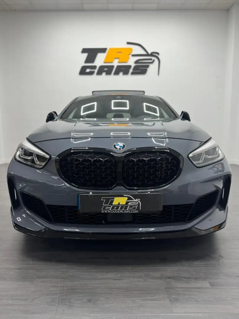 BMW 135 M135iA xDrive Gris - 2