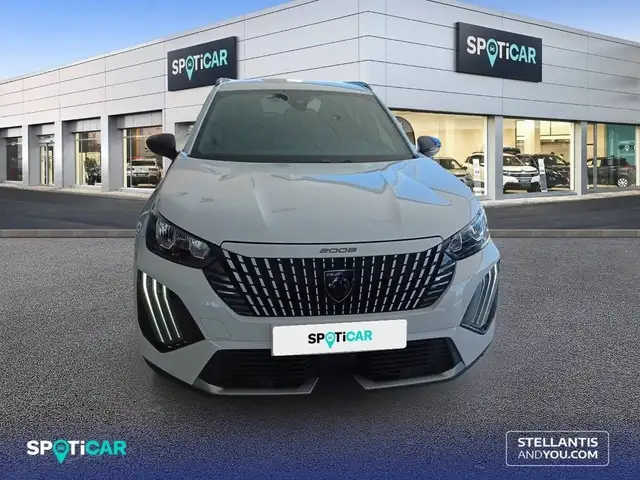 Peugeot 2008 view 2