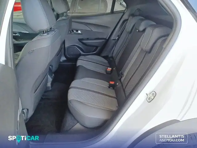 Peugeot 2008 view 10