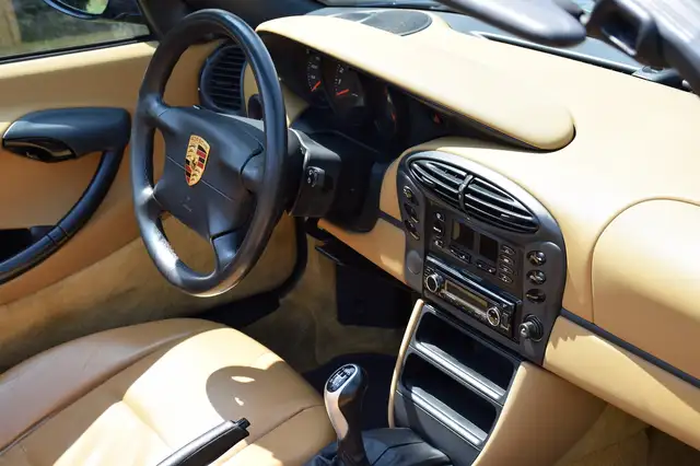 Porsche Boxster view 15