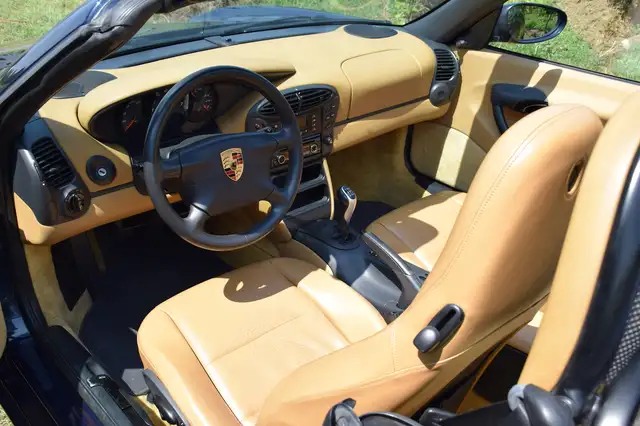 Porsche Boxster view 7