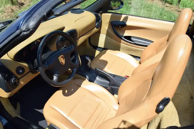Porsche Boxster view 8